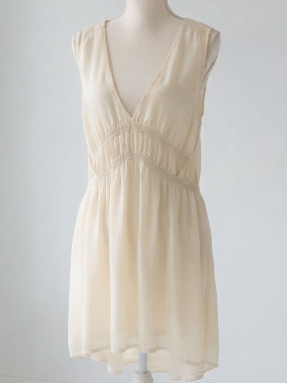 Wilfred| Aritzia| Cream Silk Sheer High-low Lightweight Dress w/ Lace Trim Sz L
